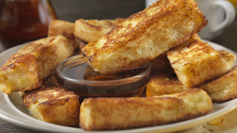 plate of French toast sticks
