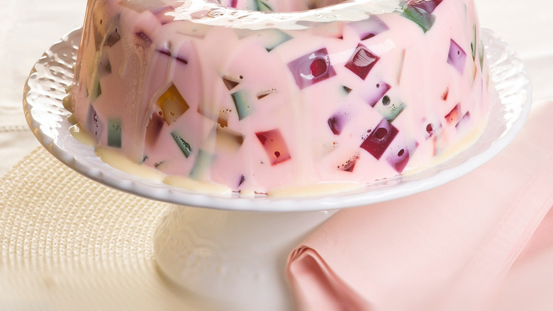 Crown jewel gelatin cake in bundt form