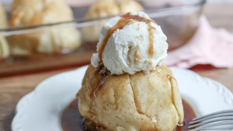 apple dumpling