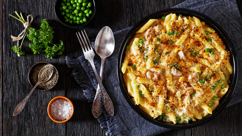 bowl of tuna casserole