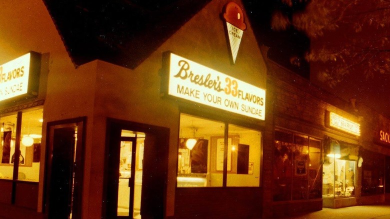 exterior picture of bresler's sign with ice cream