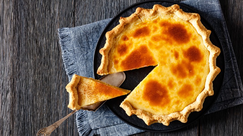 Sliced Hoosier pie