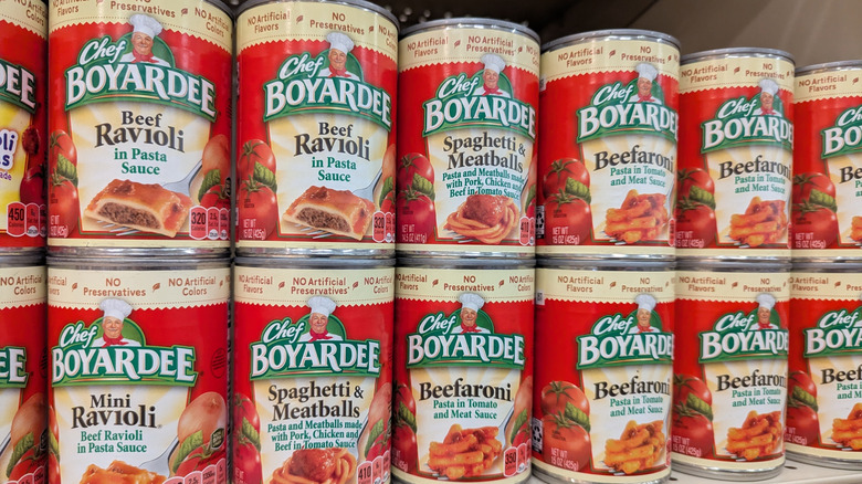 cans of Chef Boyardee on a shelf