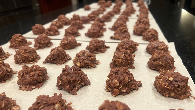 chocolate peanut butter no bake cookies