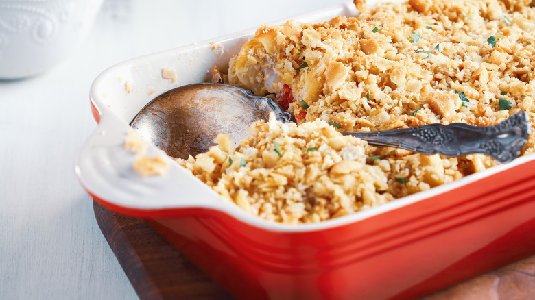 Tuna noodle casserole bake