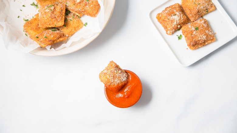 toasted ravioli served on table