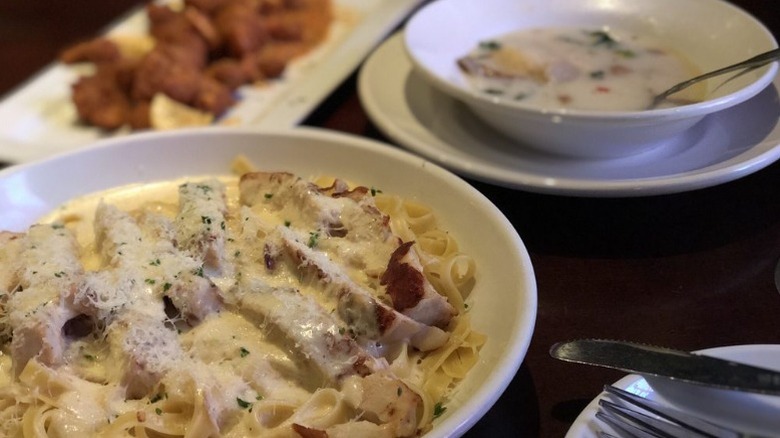 Olive Garden pasta dish and soup