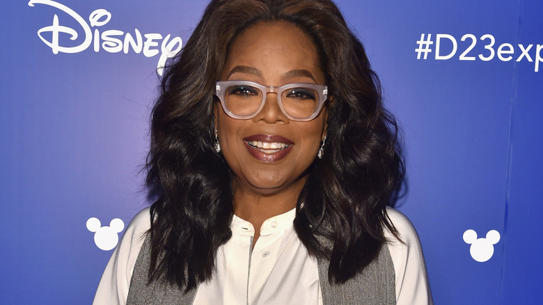 Oprah Winfrey eats pasta