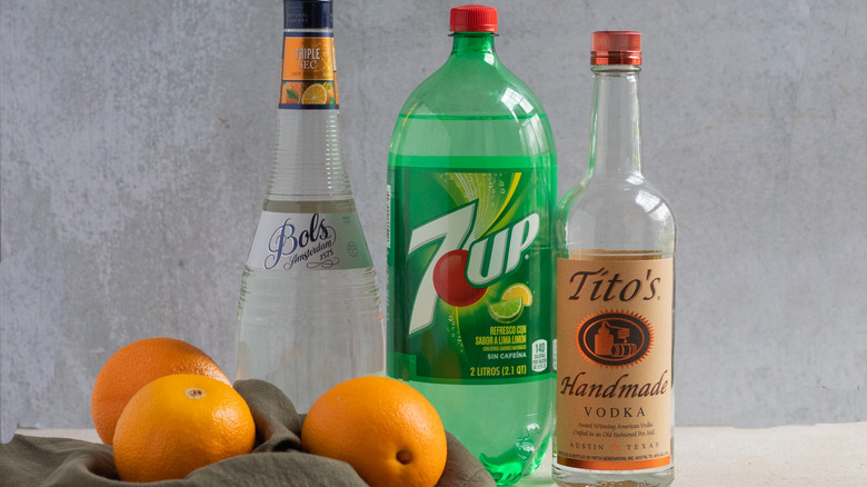 ingredients for the cocktail