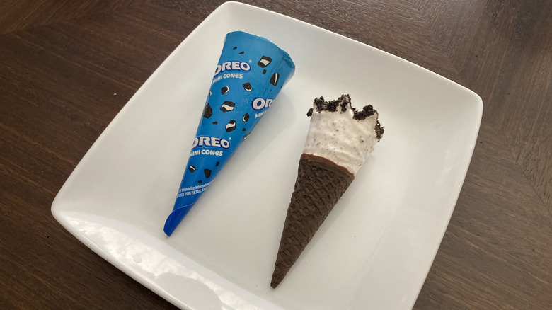 Oreo mini ice cream cones