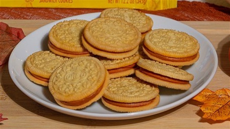 Pumpkin Spice Oreos on a plate