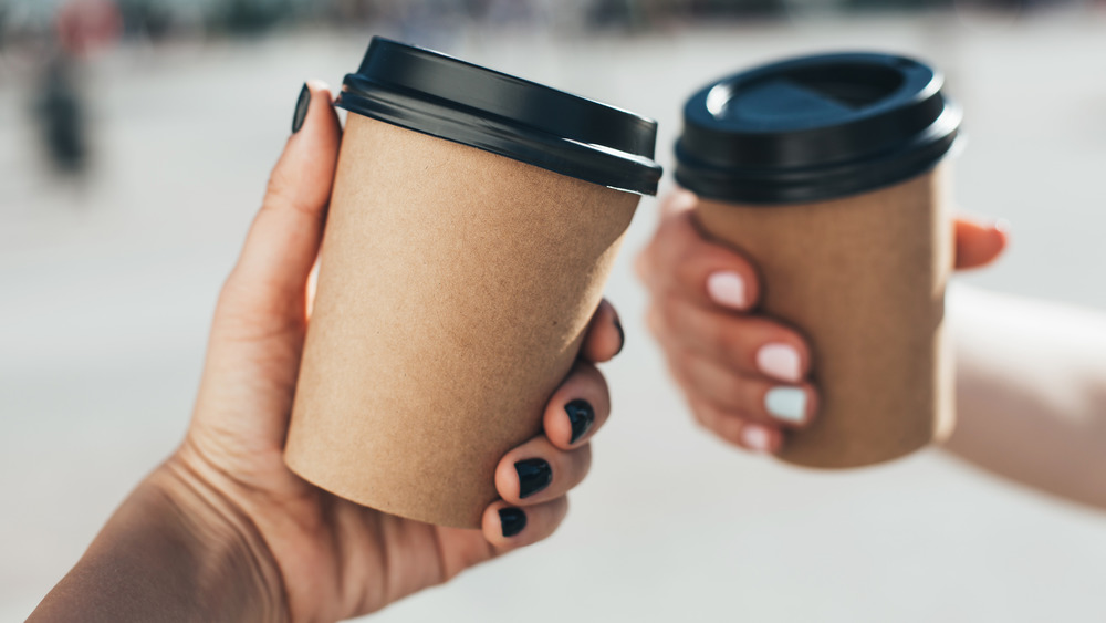 Coffee to-go cups