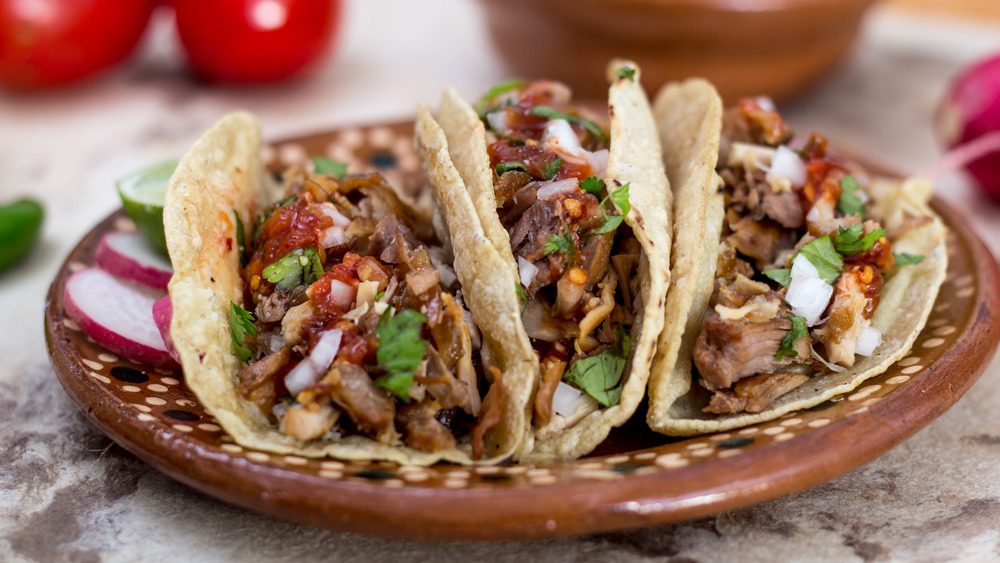 Juicy pulled pork tacos