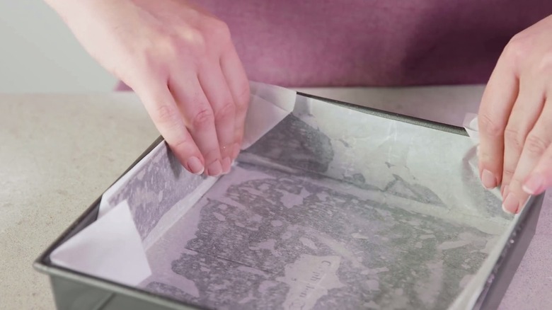 Baking pan lined with parchment paper