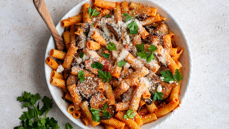 pasta in a dish 