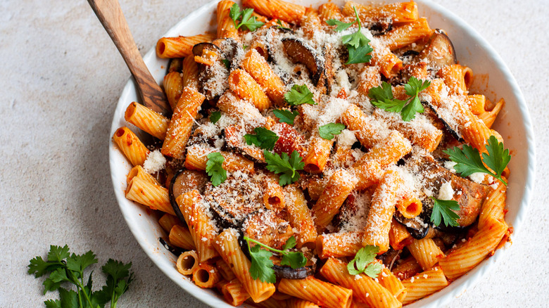 pasta in dish 