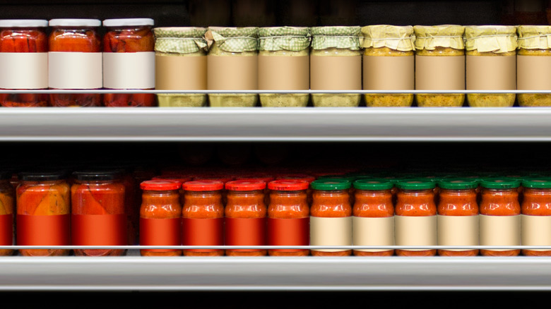 pasta sauces with blank labels