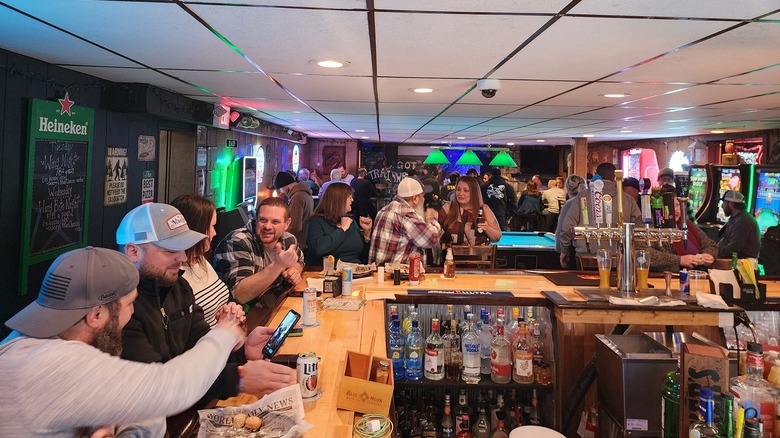 bar patrons at the 1905 Tavern