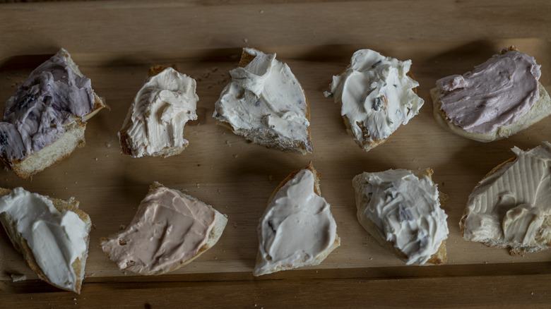 Bagel pieces with cream cheese