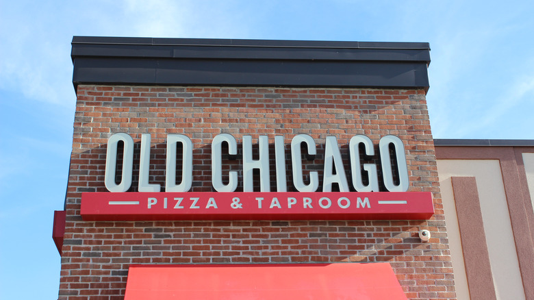 Old Chicago Pizza and Taproom store