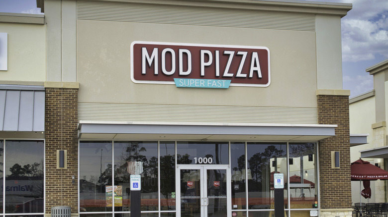 Exterior shot of a MOD Pizza