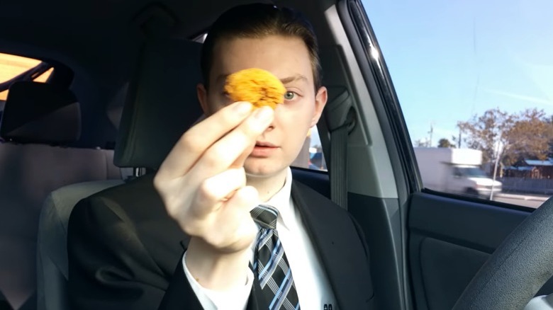 TheReportOfTheWeek reviewing Popeyes shrimp