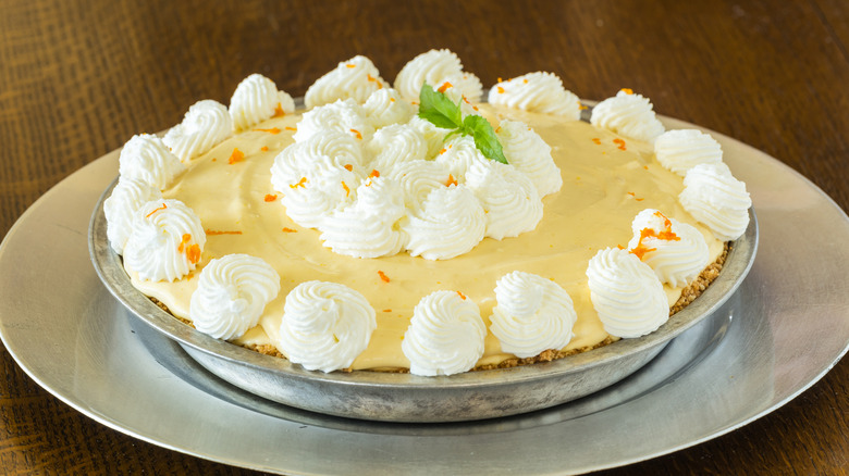 Chiffon pie in a pie plate