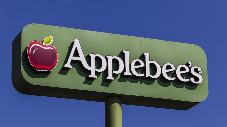 applebee's sign
