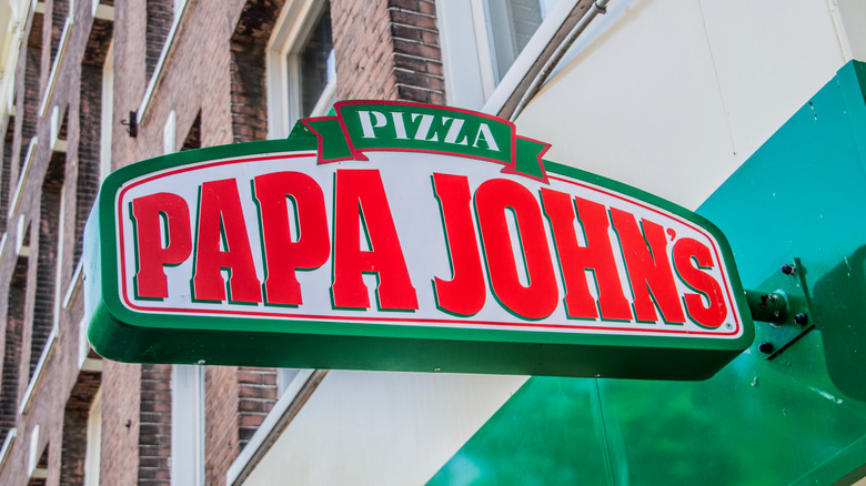 Papa John's sign