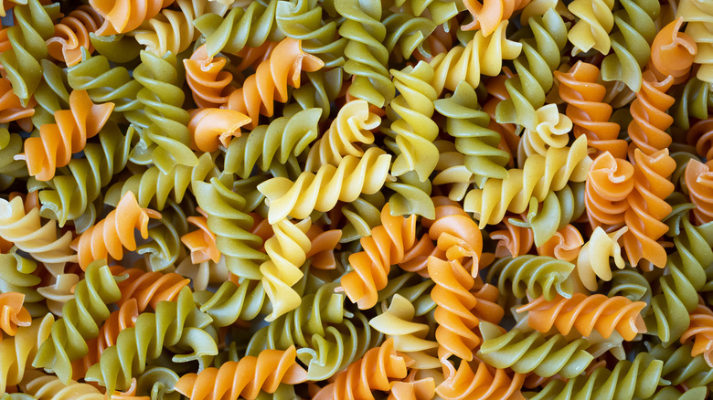 tricolor rotini pasta