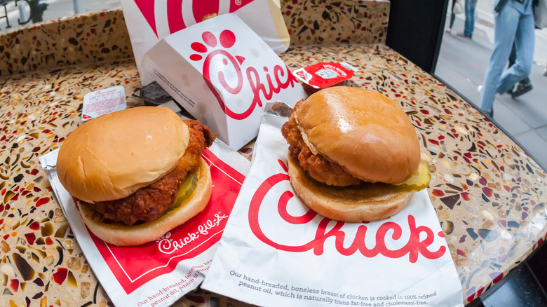 chick-fil-a chicken sandwiches 