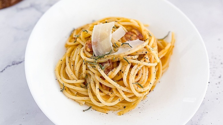 pumpkin carbonara in bowl