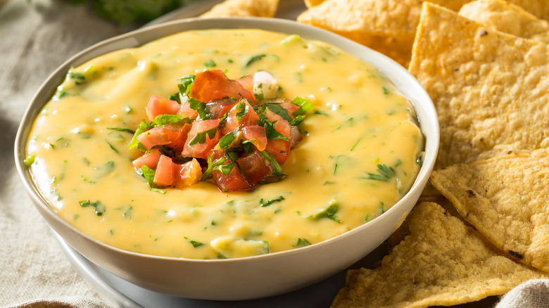 A bowl of queso 