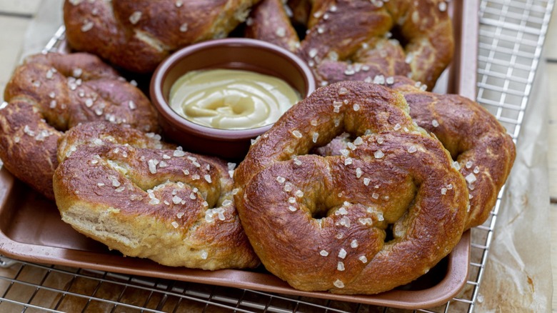 quick sourdough pretzel recipe