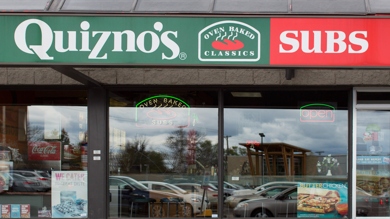 Outside of a Quiznos 