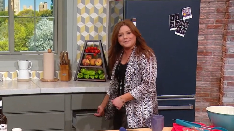 Rachael Ray needs a whisk video clip