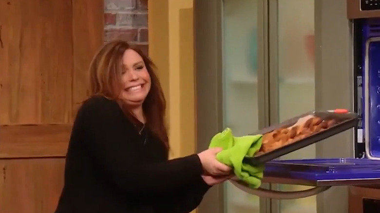Rachael Ray burnt appetizers video clip