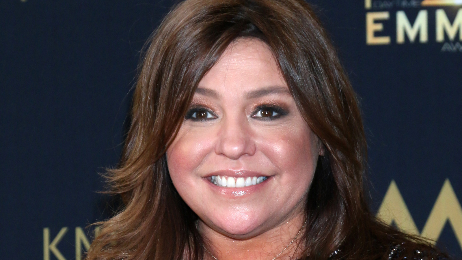 Rachael Ray's Simple 2Step Hack Cuts Onions In A Snap