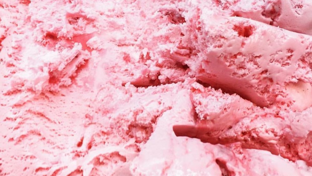 Ranking Baskin Robbins Most Popular Flavors From Worst To First Ranking Baskin Robbins Most Popular Flavors From Worst To First