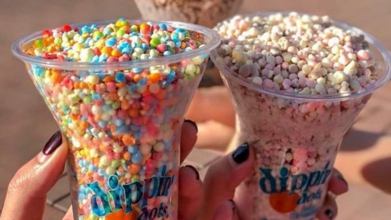 dippin' dots ice cream stand