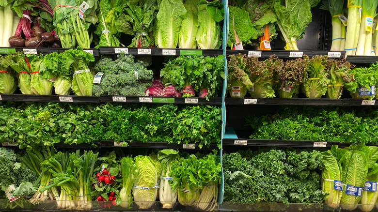 grocery store lettuce aisle