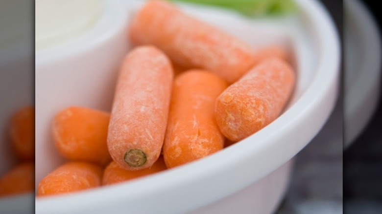 dry baby carrots