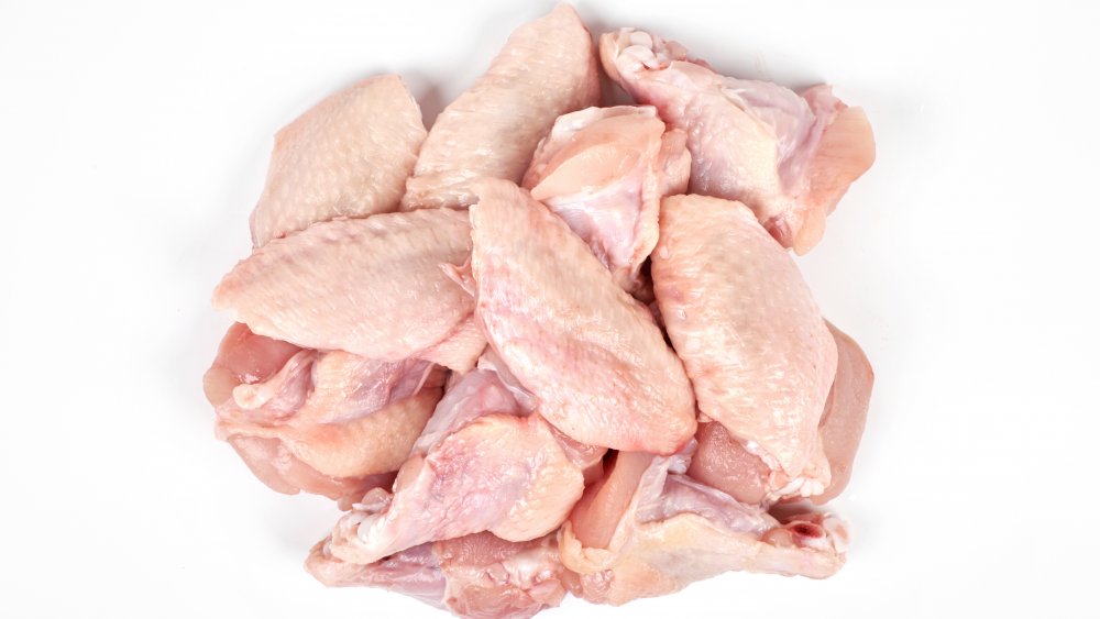 what is in boneless wings