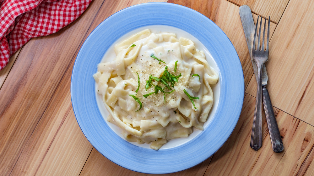 fettuccini Alfredo