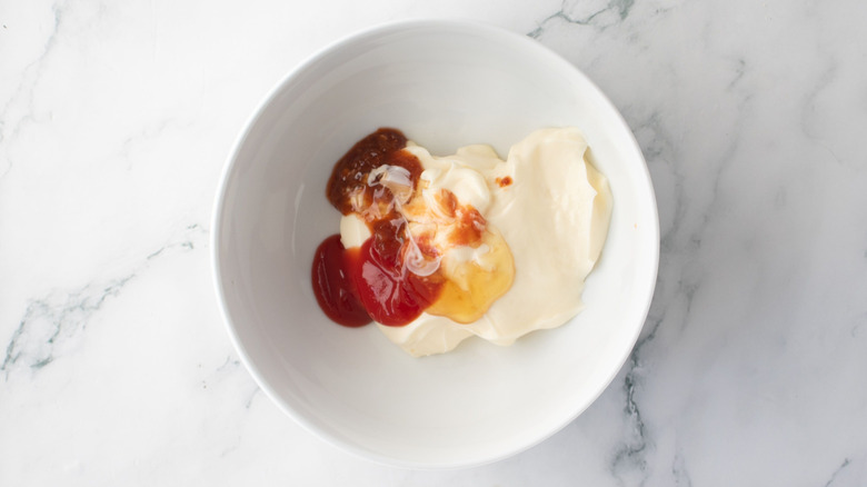 Unmixed sauce in bowl