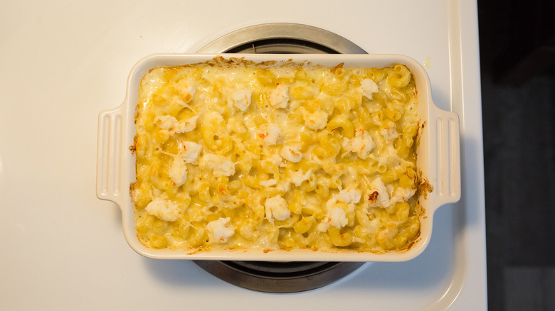 macaroni and cheese on table