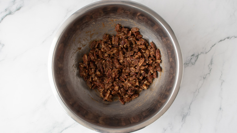 candied pecans in bowl