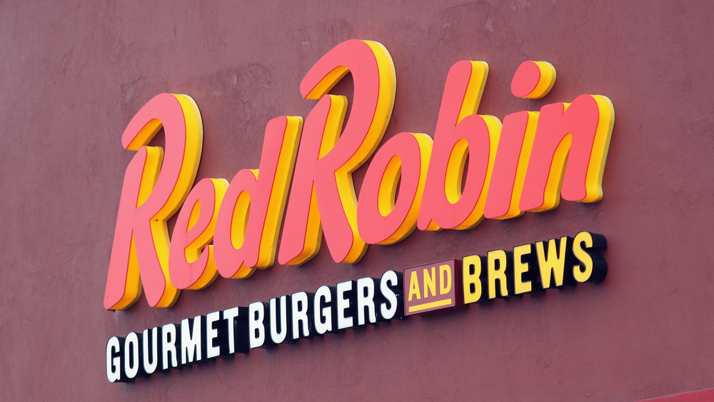 Red Robin sign