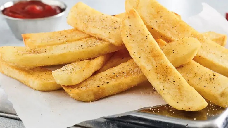 steak fries from Red Robin