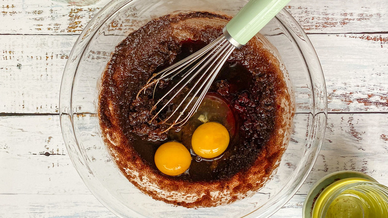 melted butter in measuring cup